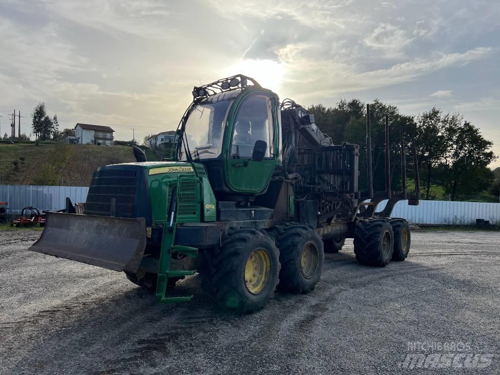John Deere 1010 E Naudoti miškovežiai (Forvarderiai)