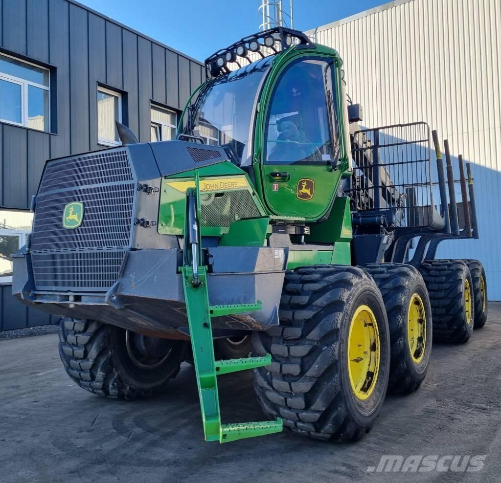 John Deere 1010 G Naudoti miškovežiai (Forvarderiai)