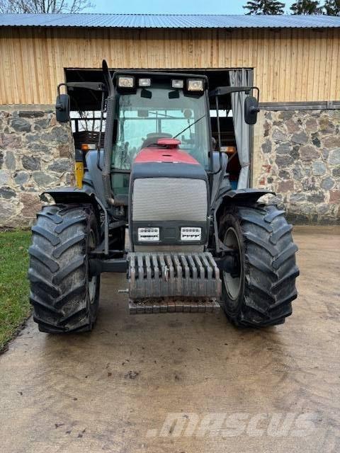 Valtra 6550 HiTech Traktoriai