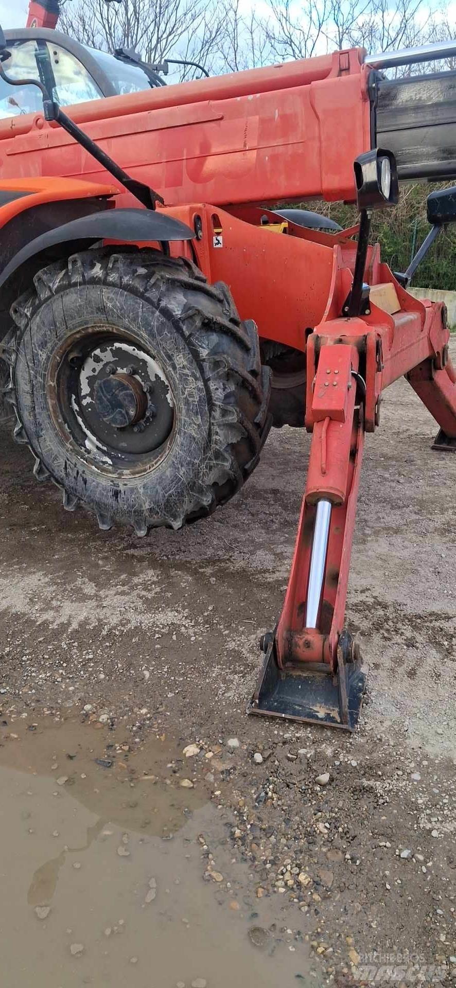 Manitou MT1440 Teleskopiniai krautuvai