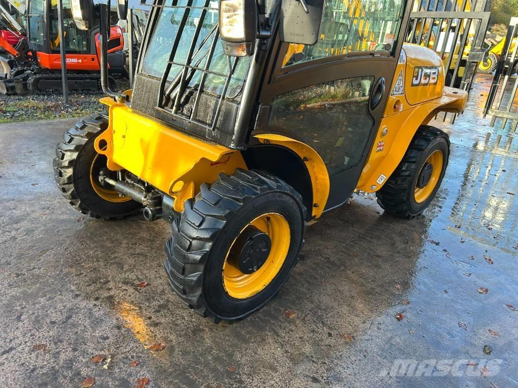 JCB 520-40 Teleskopiniai krautuvai