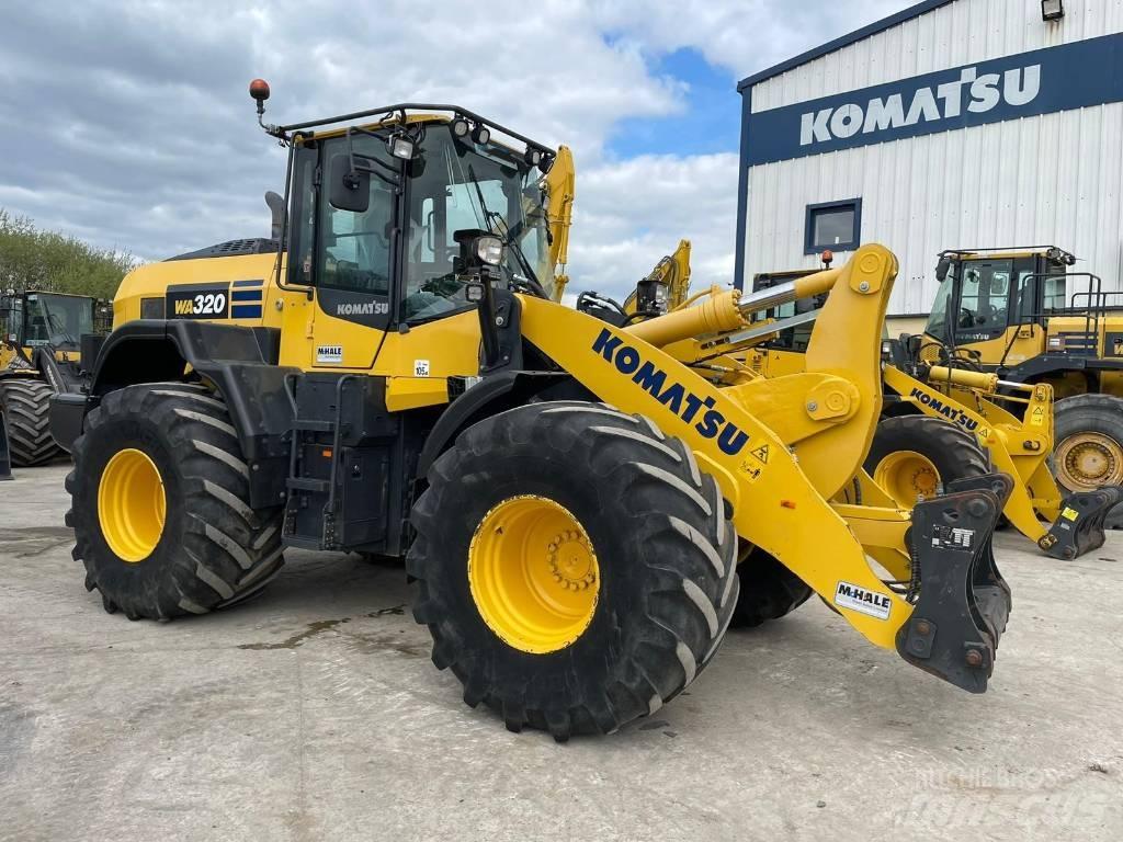 Komatsu WA320-8 Naudoti ratiniai krautuvai