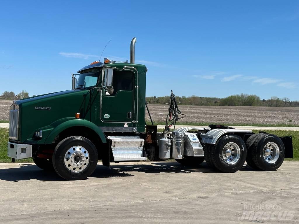 Kenworth T800 Naudoti vilkikai