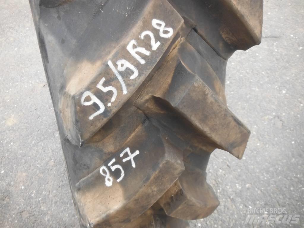 Michelin 9.5/9R28 Padangos, ratai ir ratlankiai