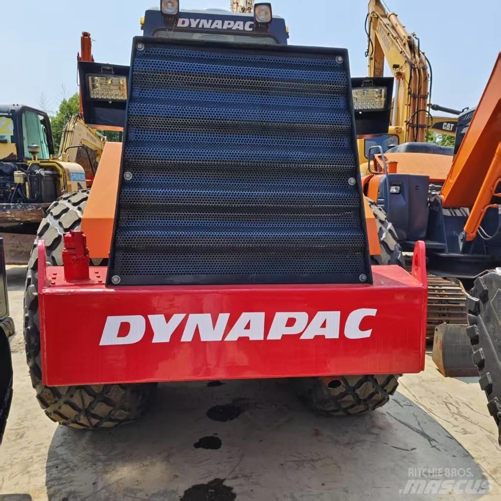 Dynapac CA25D Vieno būgno volai