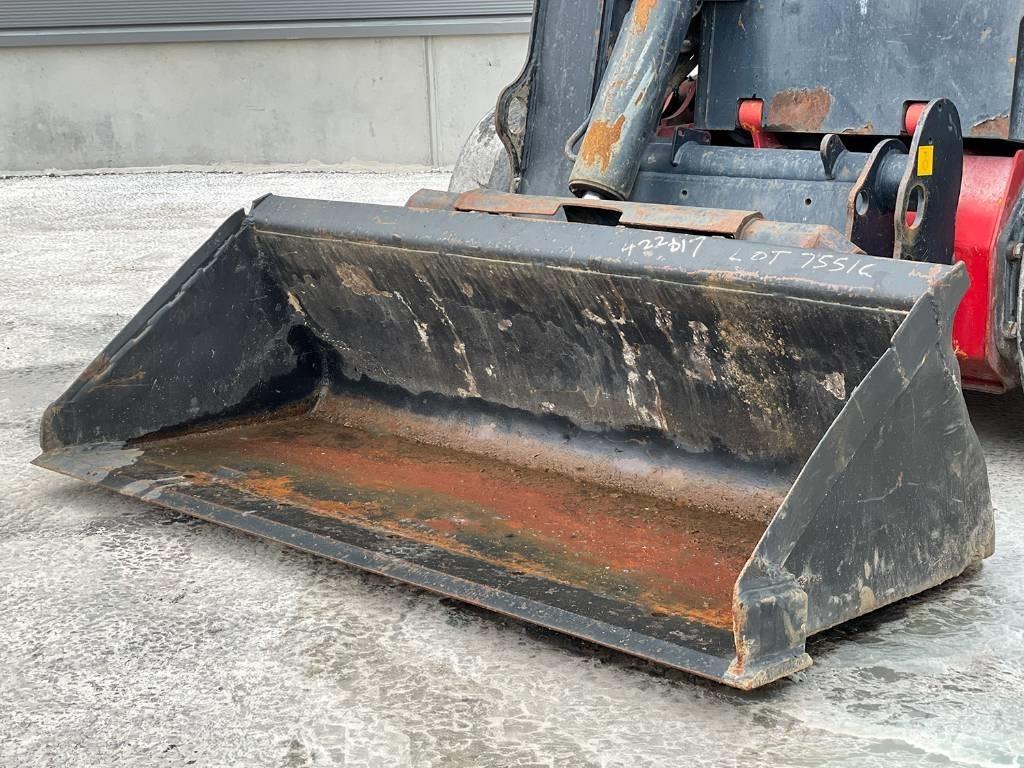 JCB R260 Krautuvai su šoniniu pasukimu