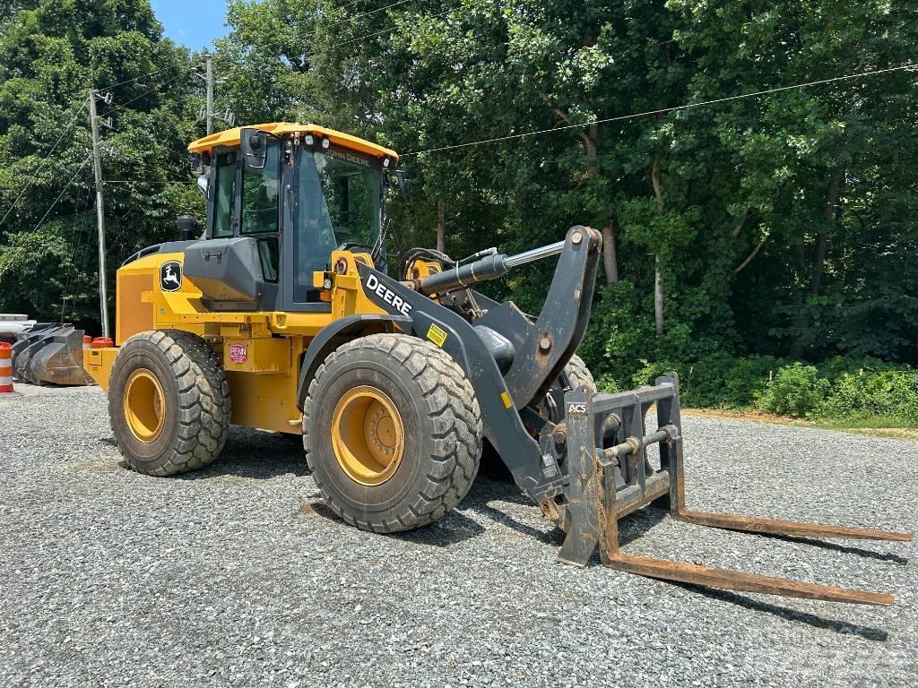 DEERE 544 P Series Naudoti ratiniai krautuvai