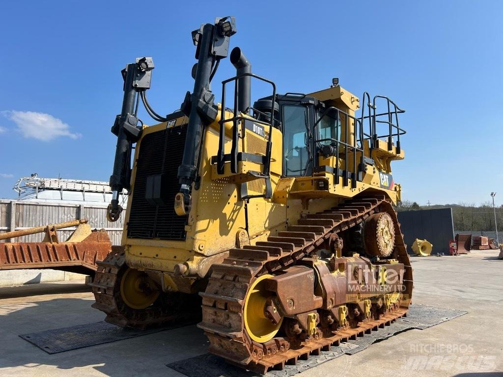 CAT D 10 T 2 Vikšriniai buldozeriai