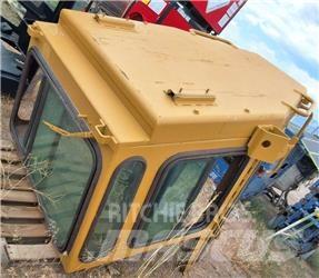 CAT D 8 R Vikšriniai buldozeriai