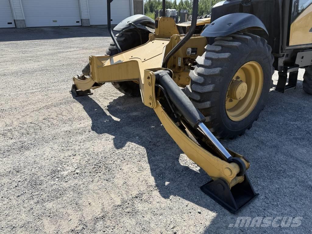 CAT 360 B Teleskopiniai krautuvai
