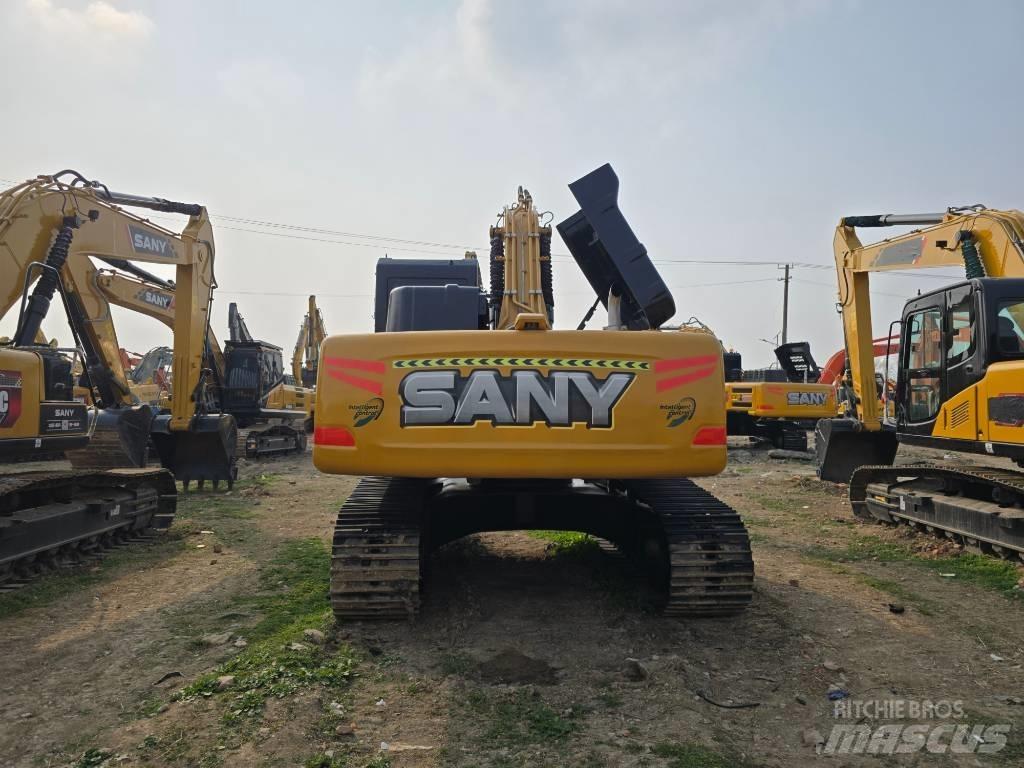 Sany SY215C Vikšriniai ekskavatoriai