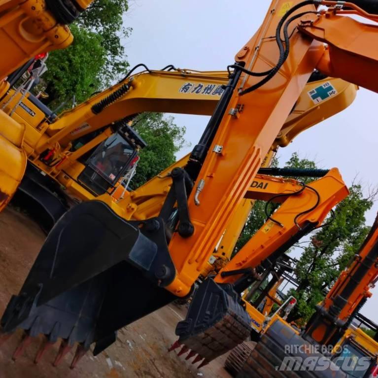 Hyundai 220IC-9S Vikšriniai ekskavatoriai