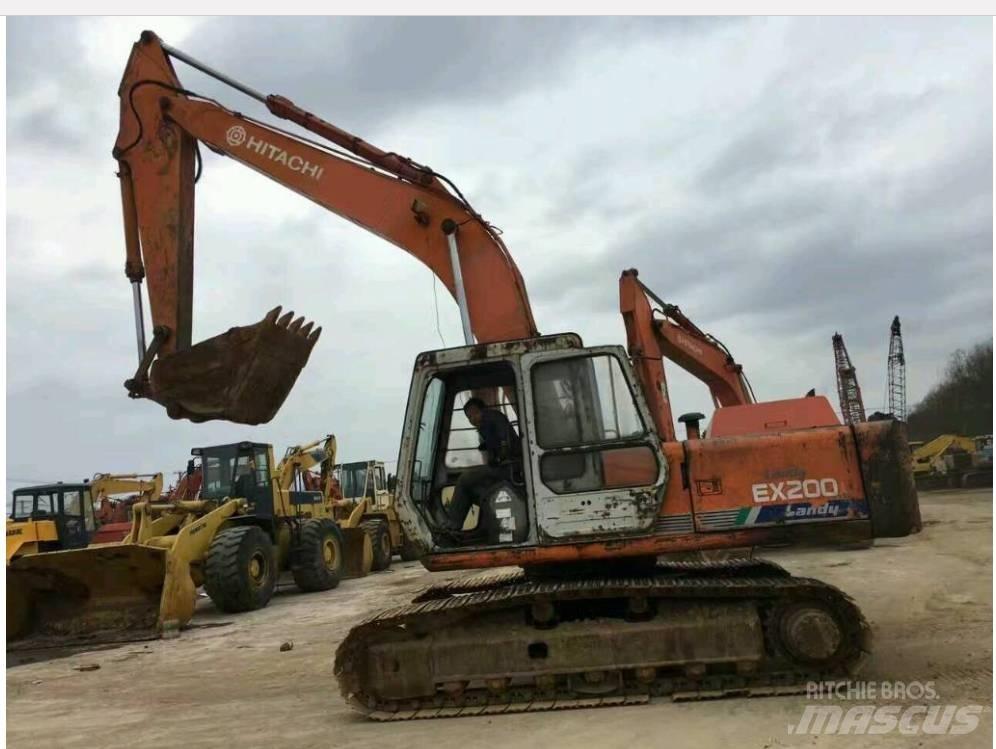 Hitachi EX 200-1 Vikšriniai ekskavatoriai