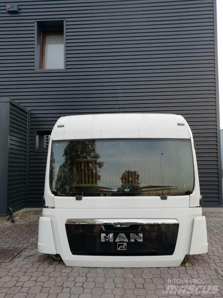 MAN TGX XLX EURO 5 Kabinos ir salonai