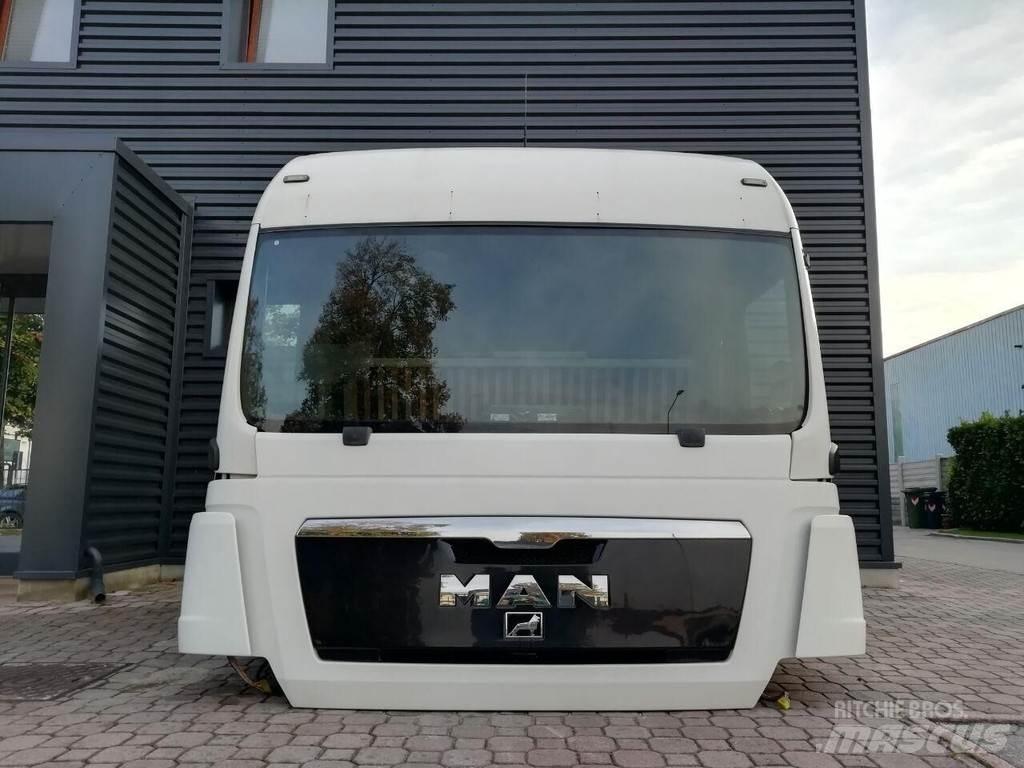 MAN TGX XLX EURO 5 Kabinos ir salonai