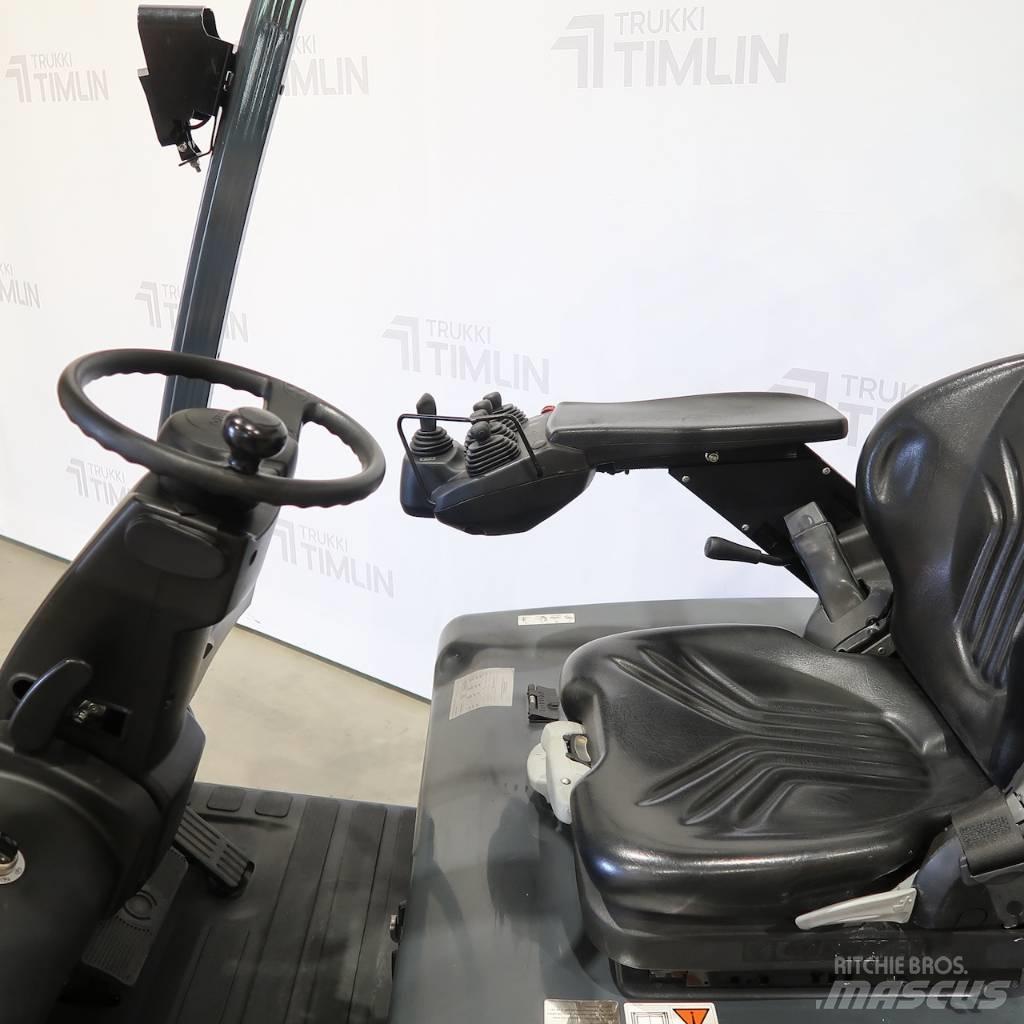 Toyota 8FBMT35 Elektriniai šakiniai krautuvai