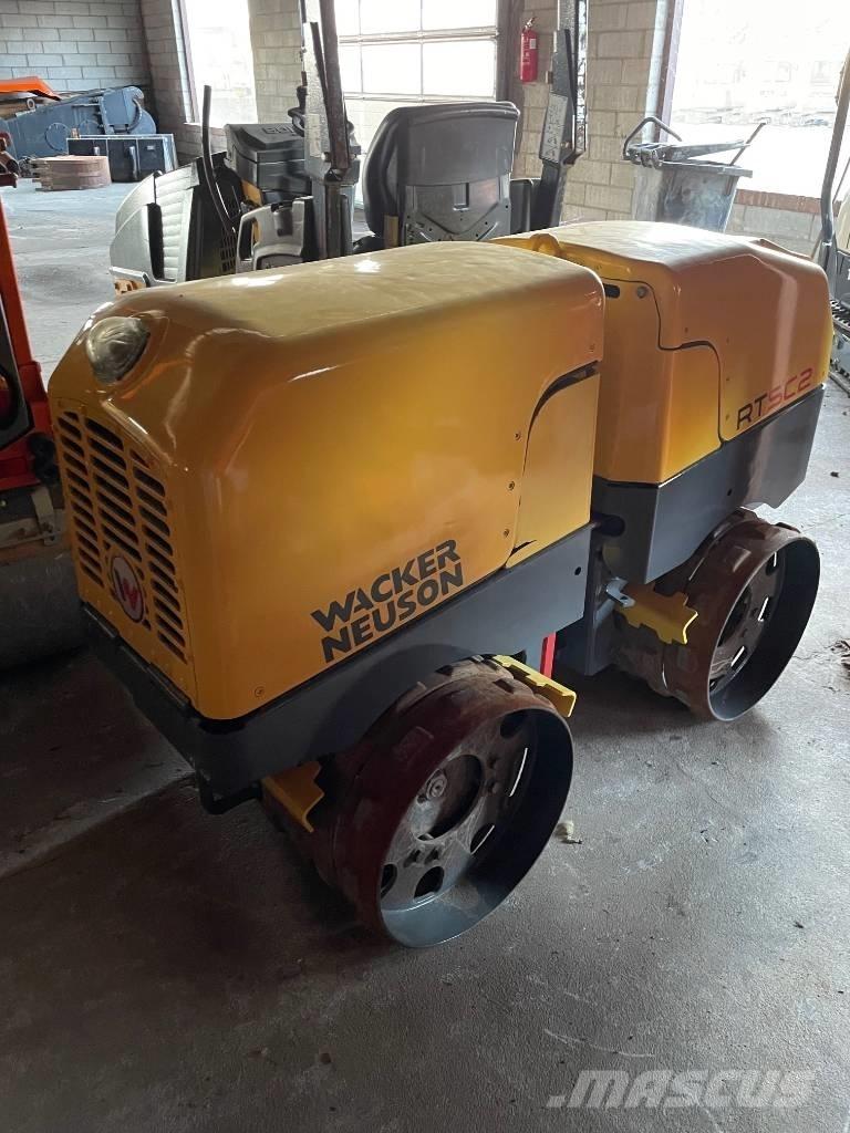 Wacker Neuson RTSC2 Velkami vibraciniai volai