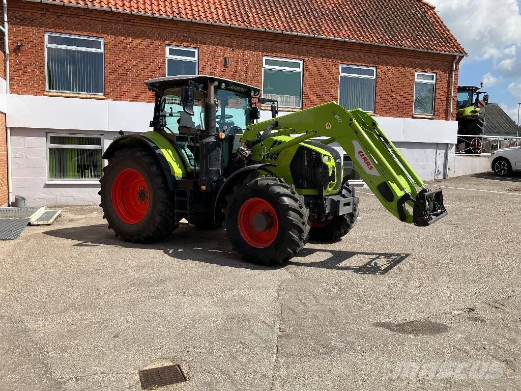 CLAAS Arion 650 CIS+ Traktoriai