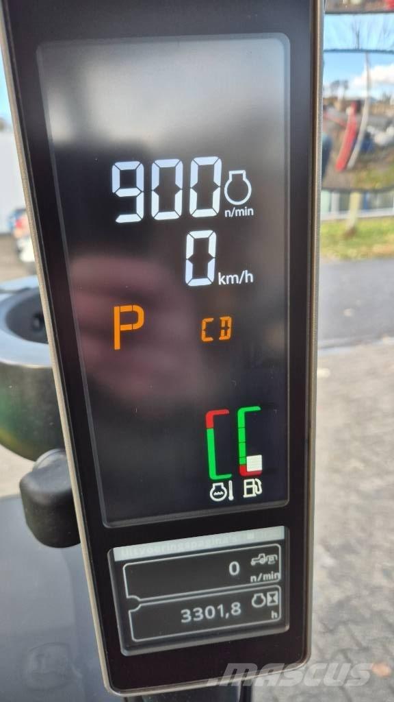 John Deere 5090 R Traktoriai