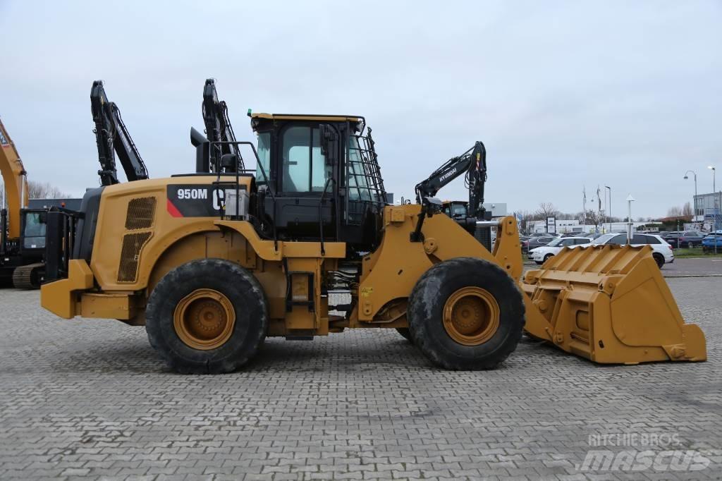 CAT 950M Naudoti ratiniai krautuvai