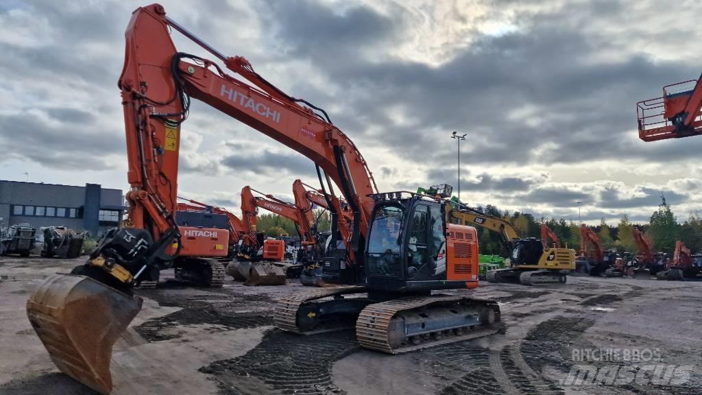 Hitachi ZX225USRLC-6 Vikšriniai ekskavatoriai