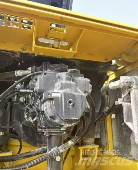 Komatsu 360-8MO Vikšriniai ekskavatoriai