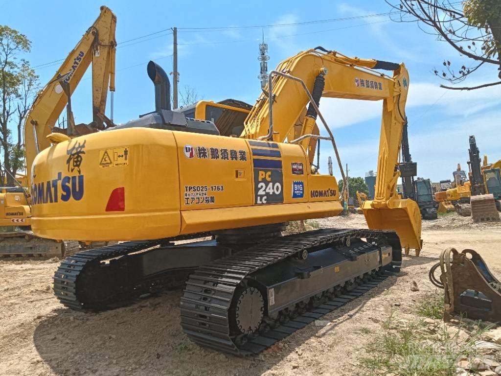 Komatsu PC 240 LC Vikšriniai ekskavatoriai
