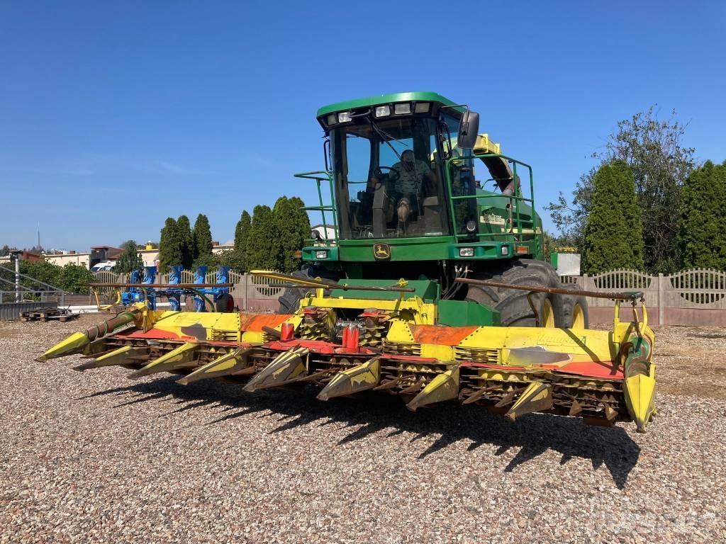 John Deere 7300 Pašarų ruošimo technika