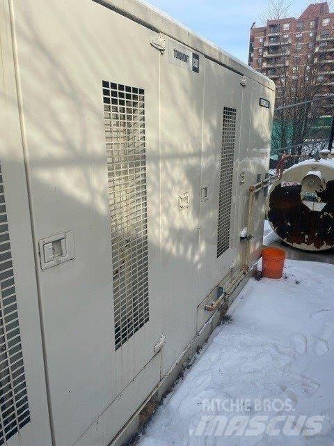 CAT XQ350, 600 Volt Dyzeliniai generatoriai