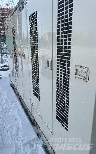 CAT XQ350, 600 Volt Dyzeliniai generatoriai