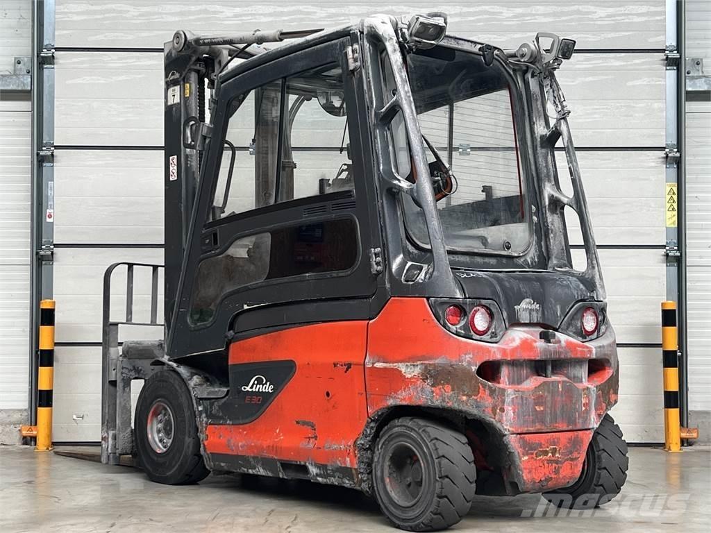 Linde E30L-01 Elektriniai šakiniai krautuvai