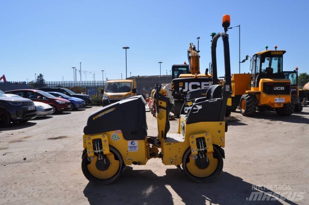 Bomag BW 100 AD M-5 Porinių būgnų volai