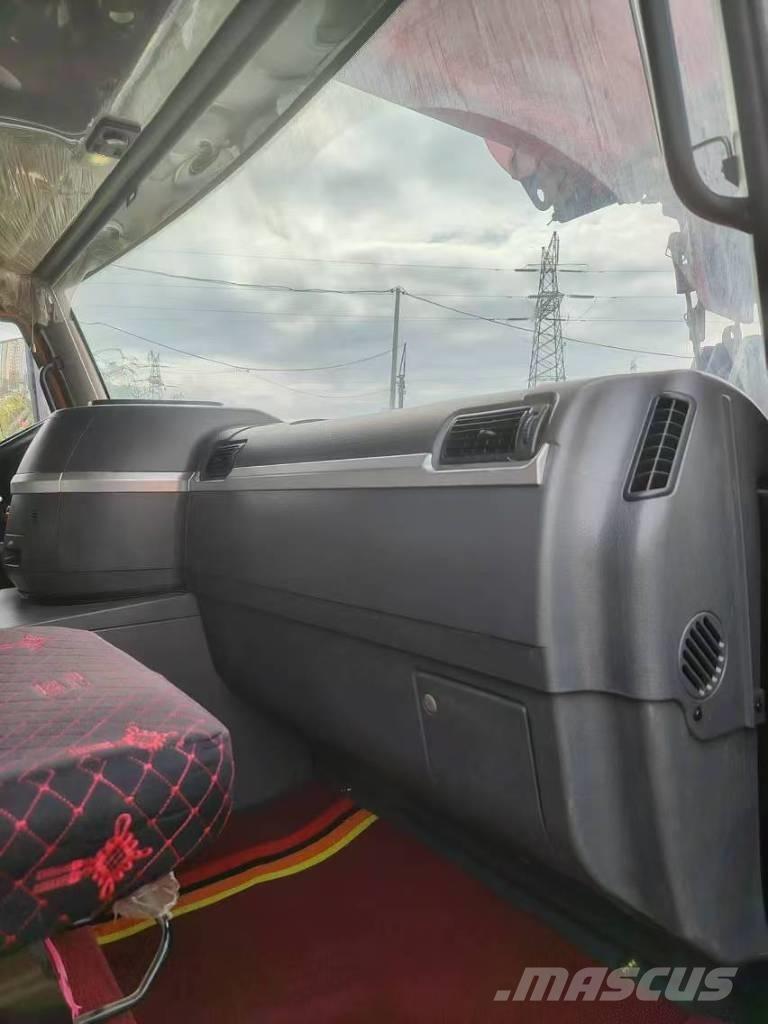 Sany STC1300C8 Visureigiai kranai