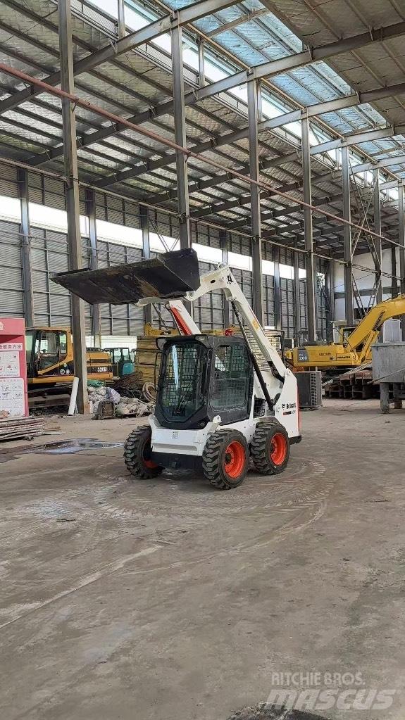 Bobcat S 550 Krautuvai su šoniniu pasukimu