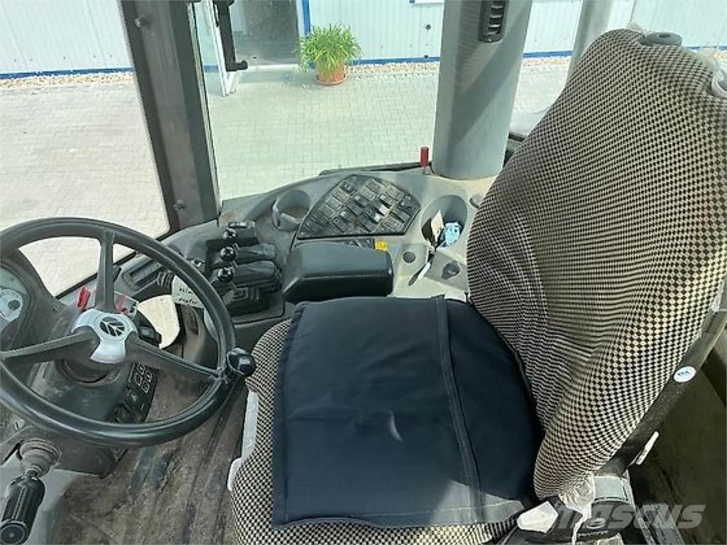 New Holland W 130B Naudoti ratiniai krautuvai
