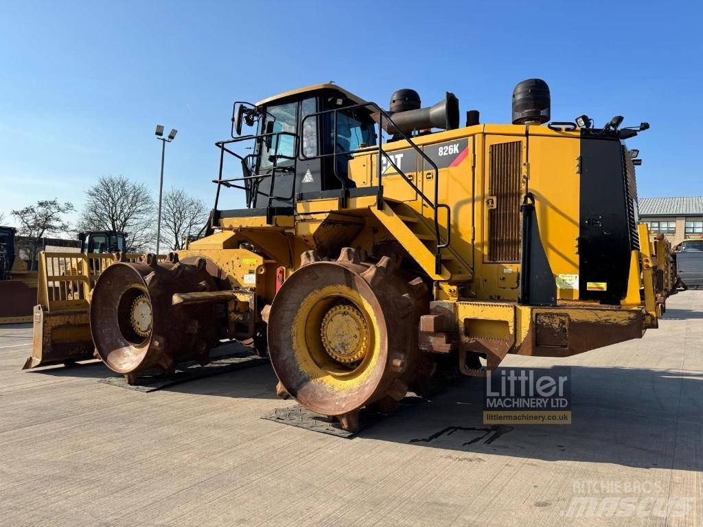CAT 826K Atliekų presai