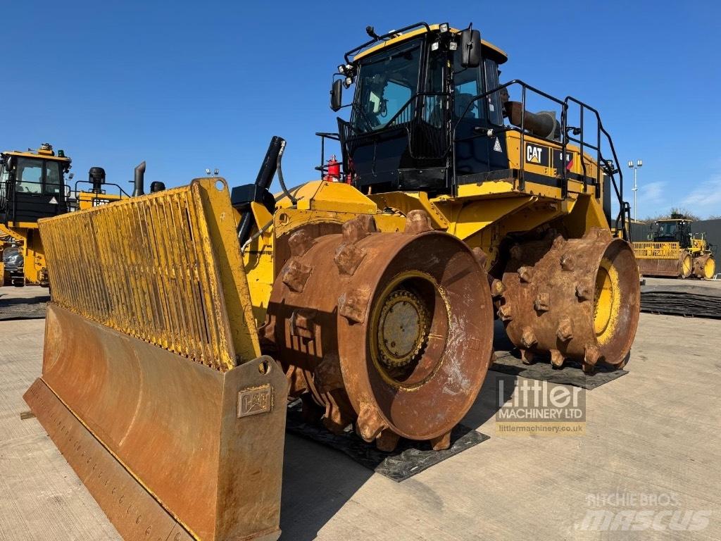CAT 826K Atliekų presai