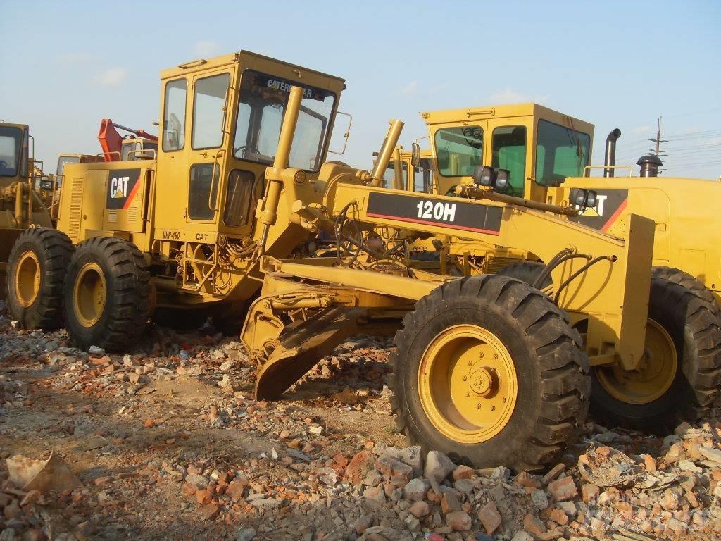 CAT 120 H Greideriai