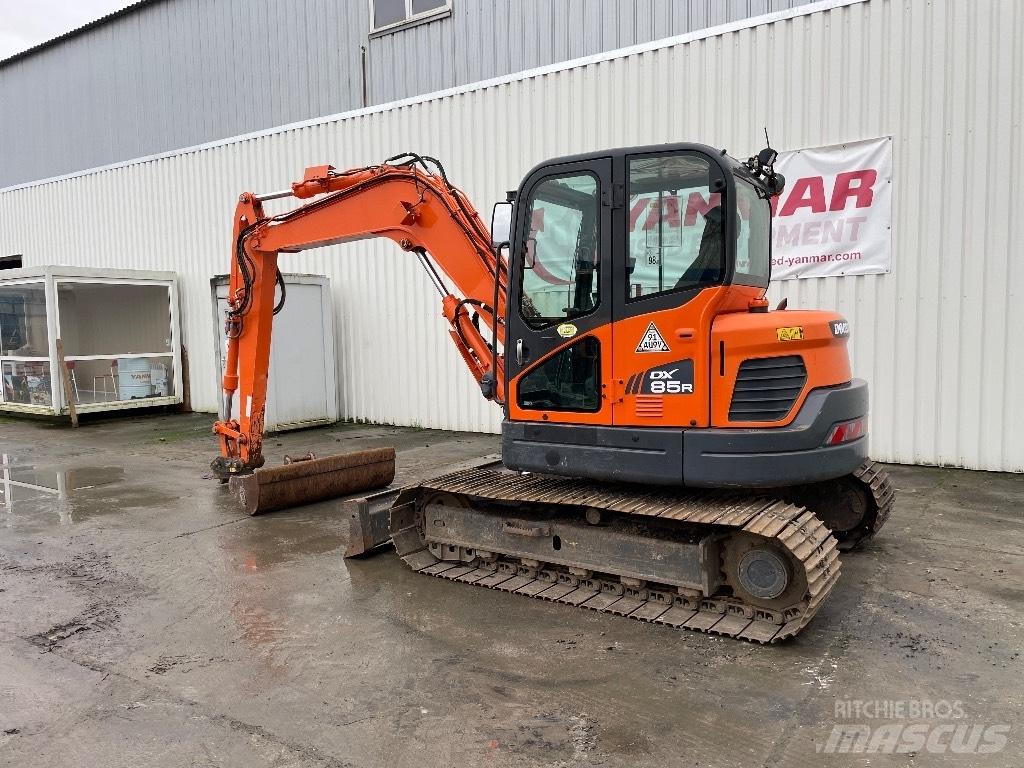Doosan DX85 Vidutinės galios ekskavatoriai 7-12 t