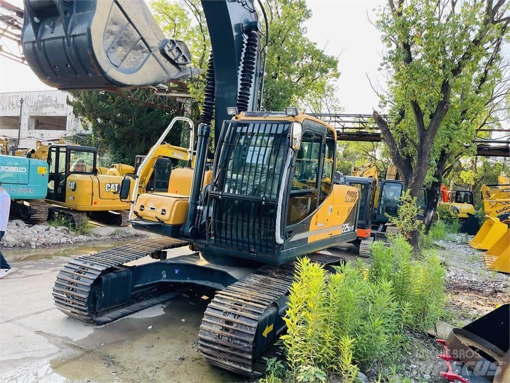 Hyundai 225 lc 9t Vikšriniai ekskavatoriai