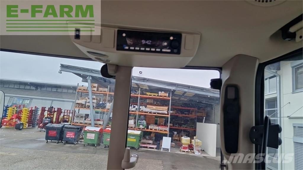 John Deere 6195M Traktoriai