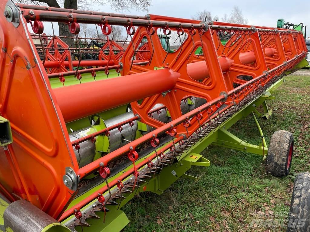 CLAAS Lexion 550 Derliaus nuėmimo kombainai