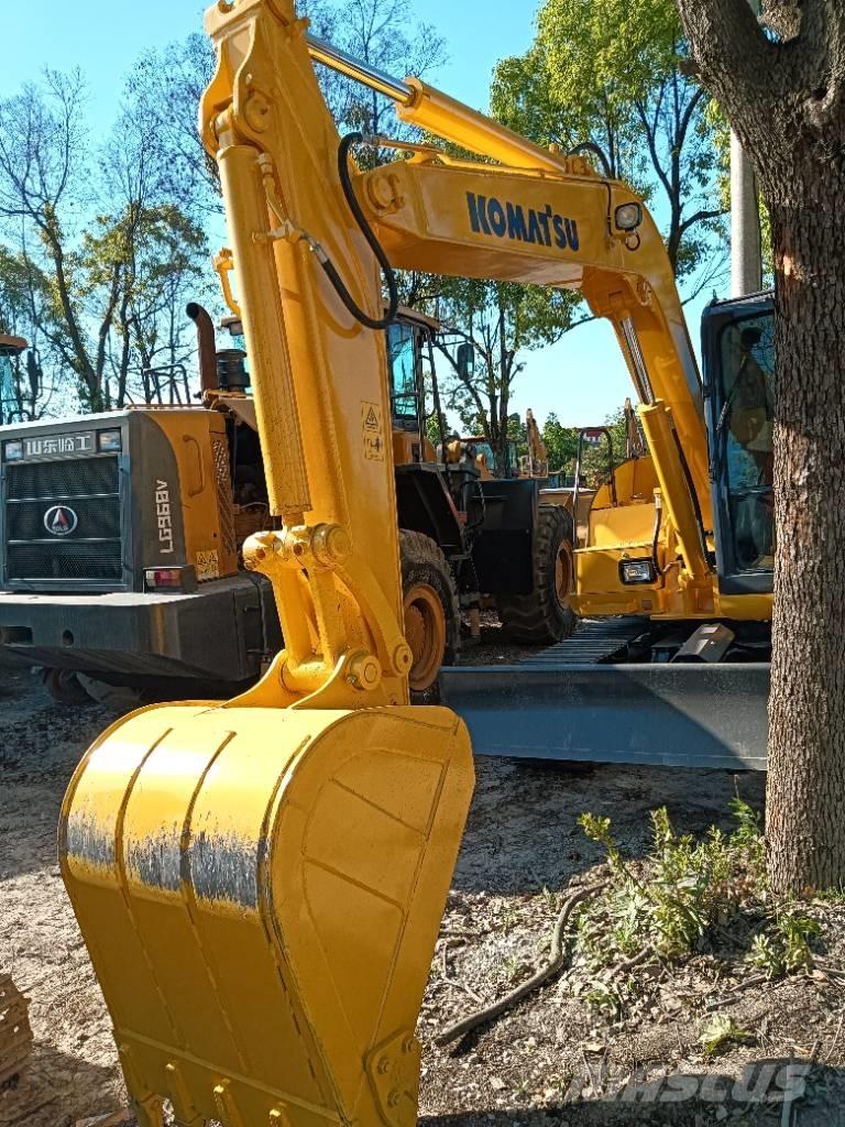 Komatsu PC 70 Vidutinės galios ekskavatoriai 7-12 t