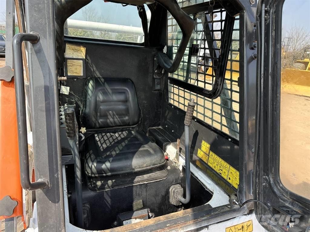 Bobcat S 18 Krautuvai su šoniniu pasukimu
