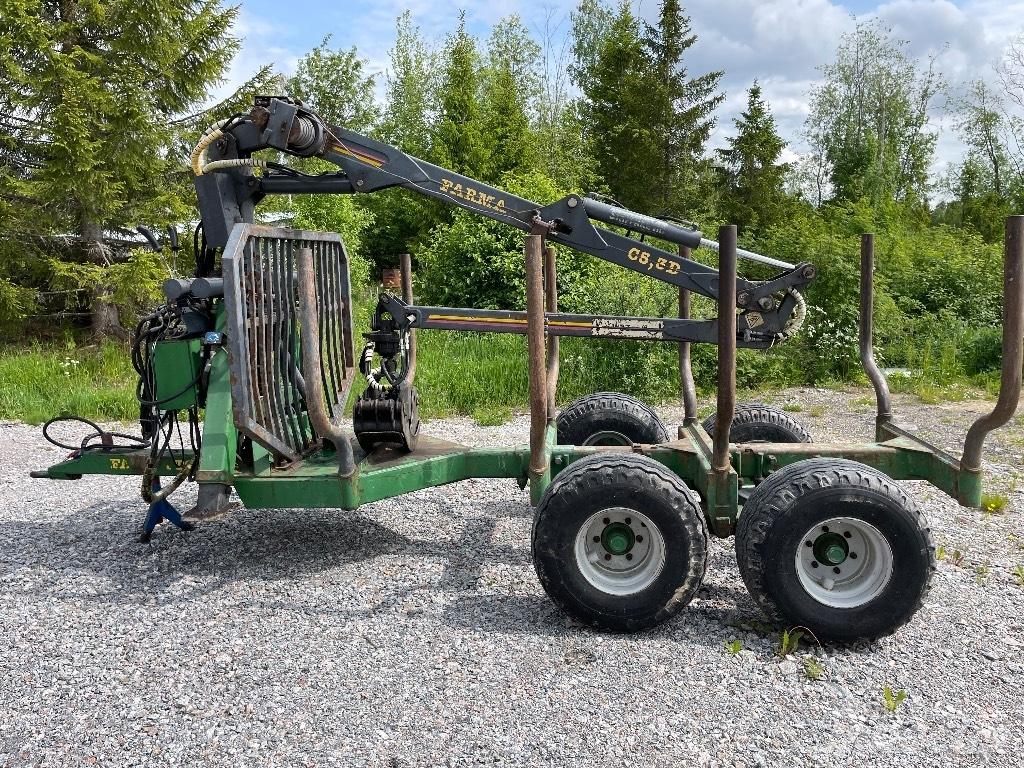 Farma T9 skogsvagn Kitos priekabos