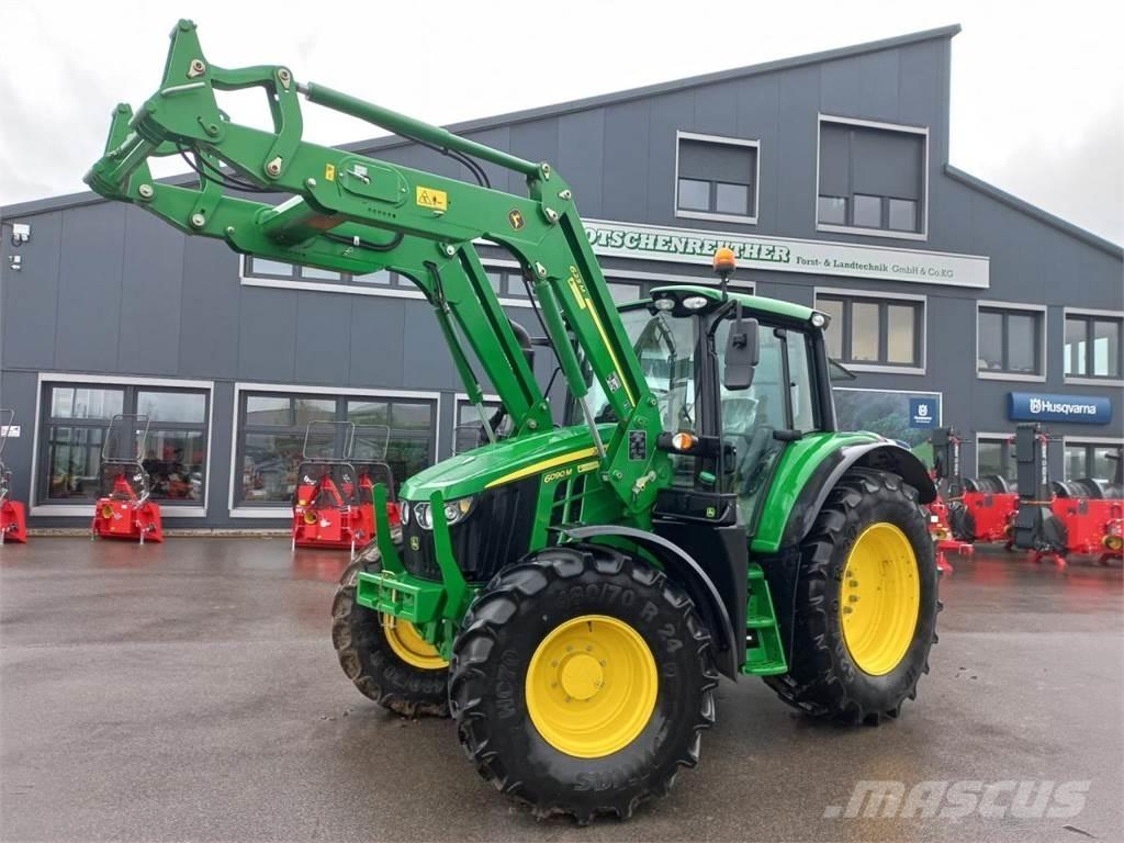 John Deere 6090M Traktoriai