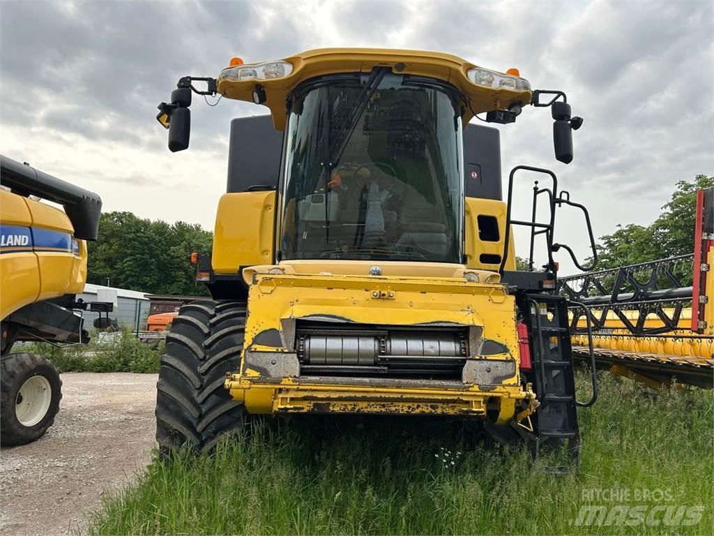 New Holland CR 980 Derliaus nuėmimo kombainai