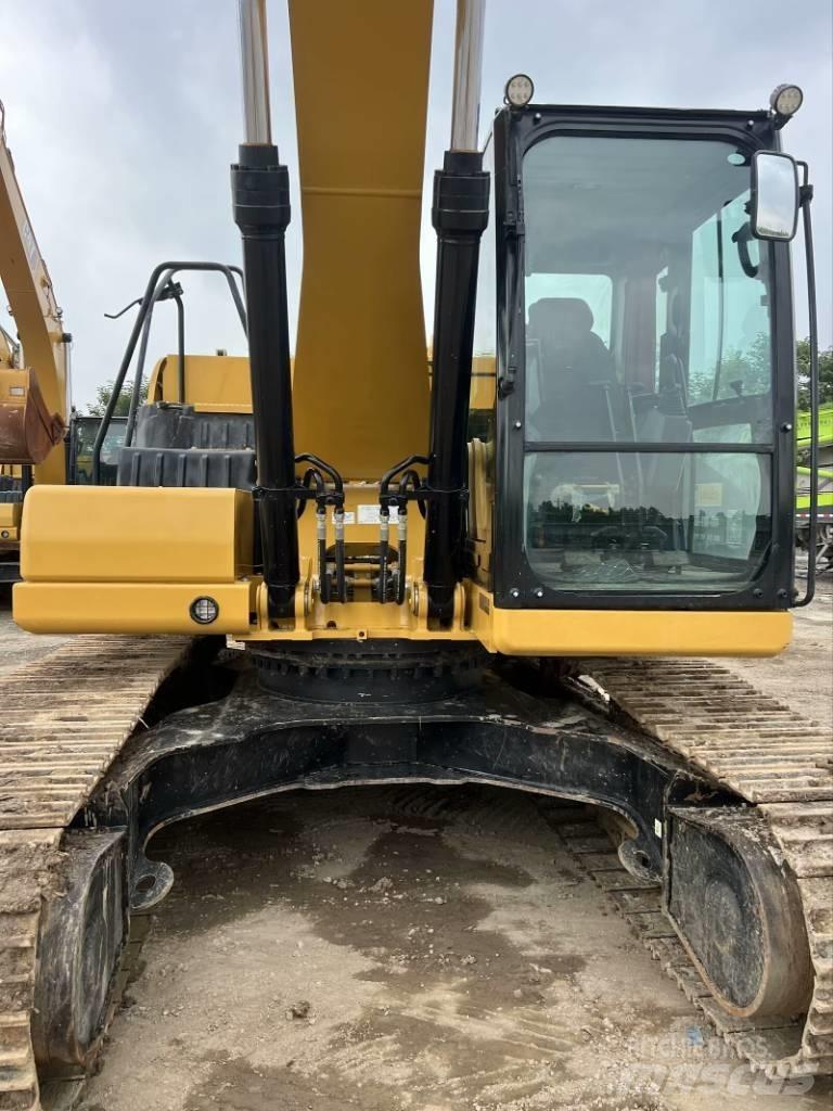 CAT 323 GC Vikšriniai ekskavatoriai