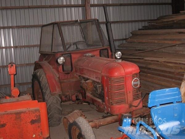 Volvo BM T22 Traktoriai