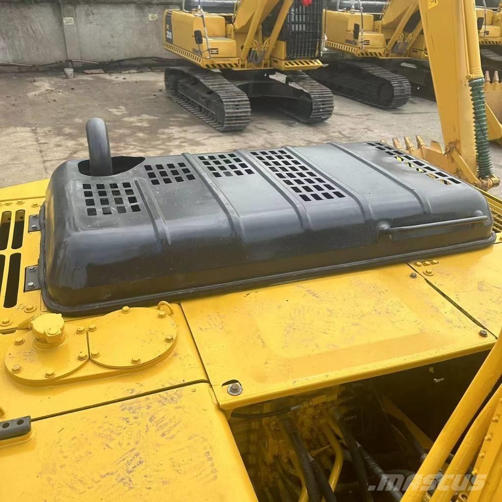 Komatsu PC 200-7 Vikšriniai ekskavatoriai